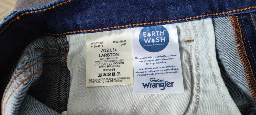 Jeansy Wrangler Larston
