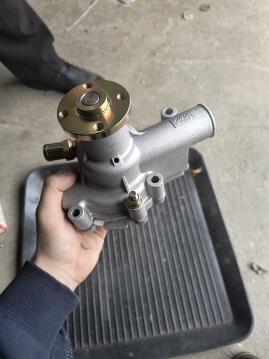 Помпа водяного насоса ГАЗ, УАЗ