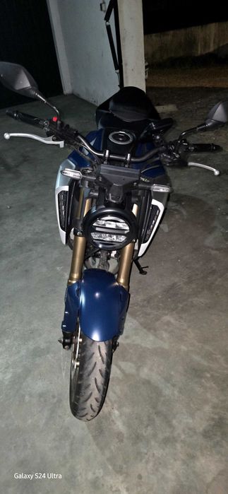 Honda cb125r como nova