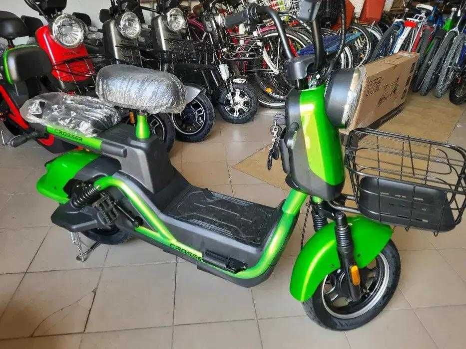 Електроскутер CR-1. Crosser, FADA.