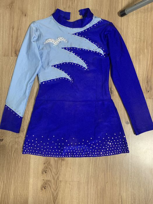 Купаьник дляхудожественной акробатики 10-11  лет