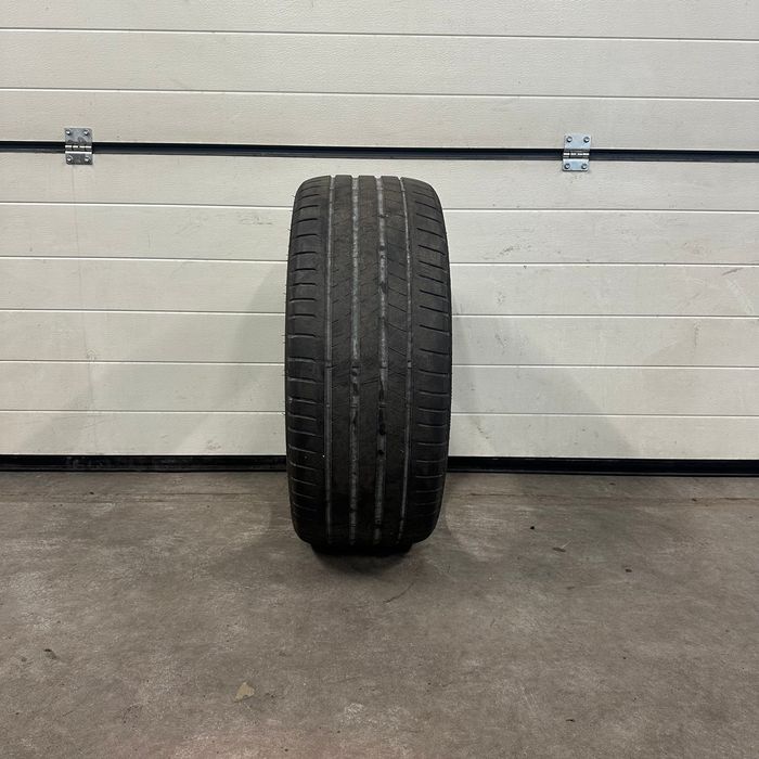 Opona Bridgestone Turanza T005 - 255/40/20