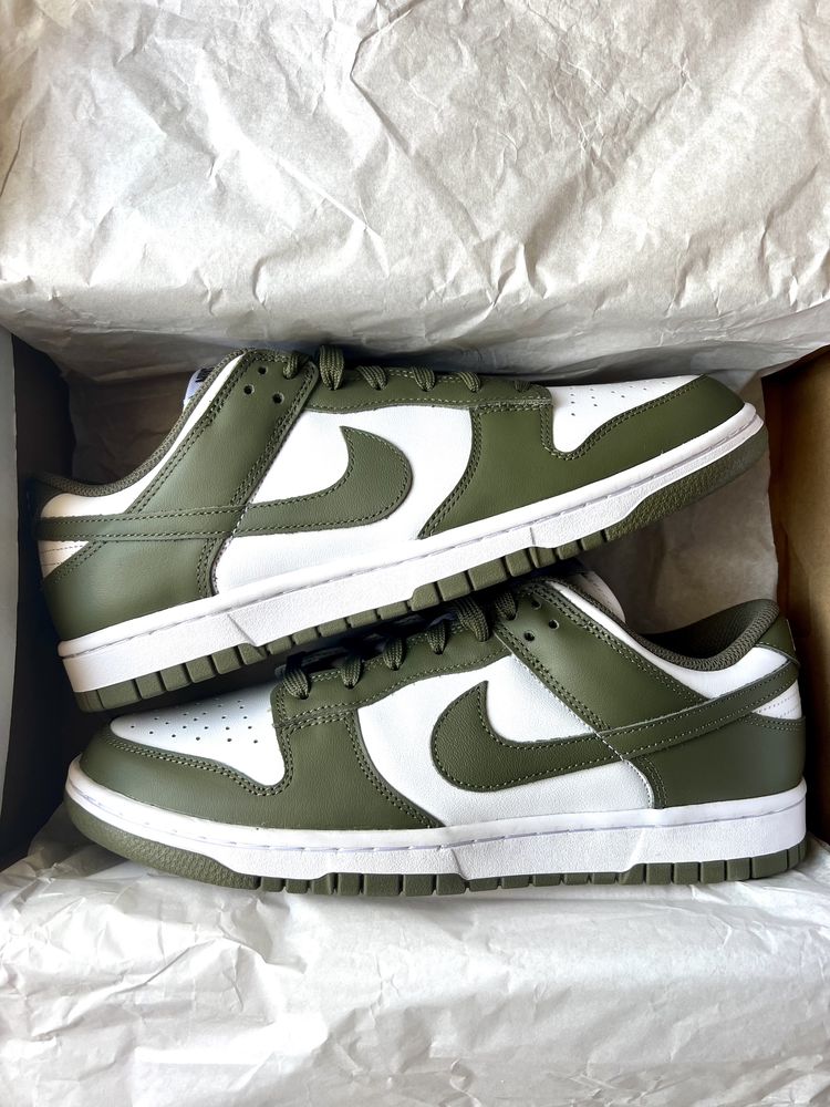 Nike Dunk Low Medium Olive (42.5)