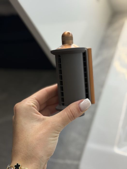 Стайлер Dyson Airwrap Multi-styler в кольорі Prussian blue