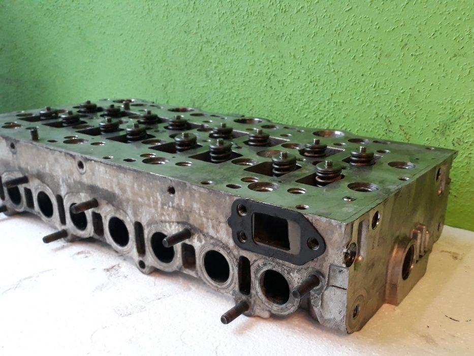 Głowica Silnika CHRYSLER Voyager 2,5 CRD