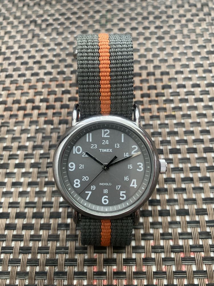 Часы Timex  T2N649 Weekender