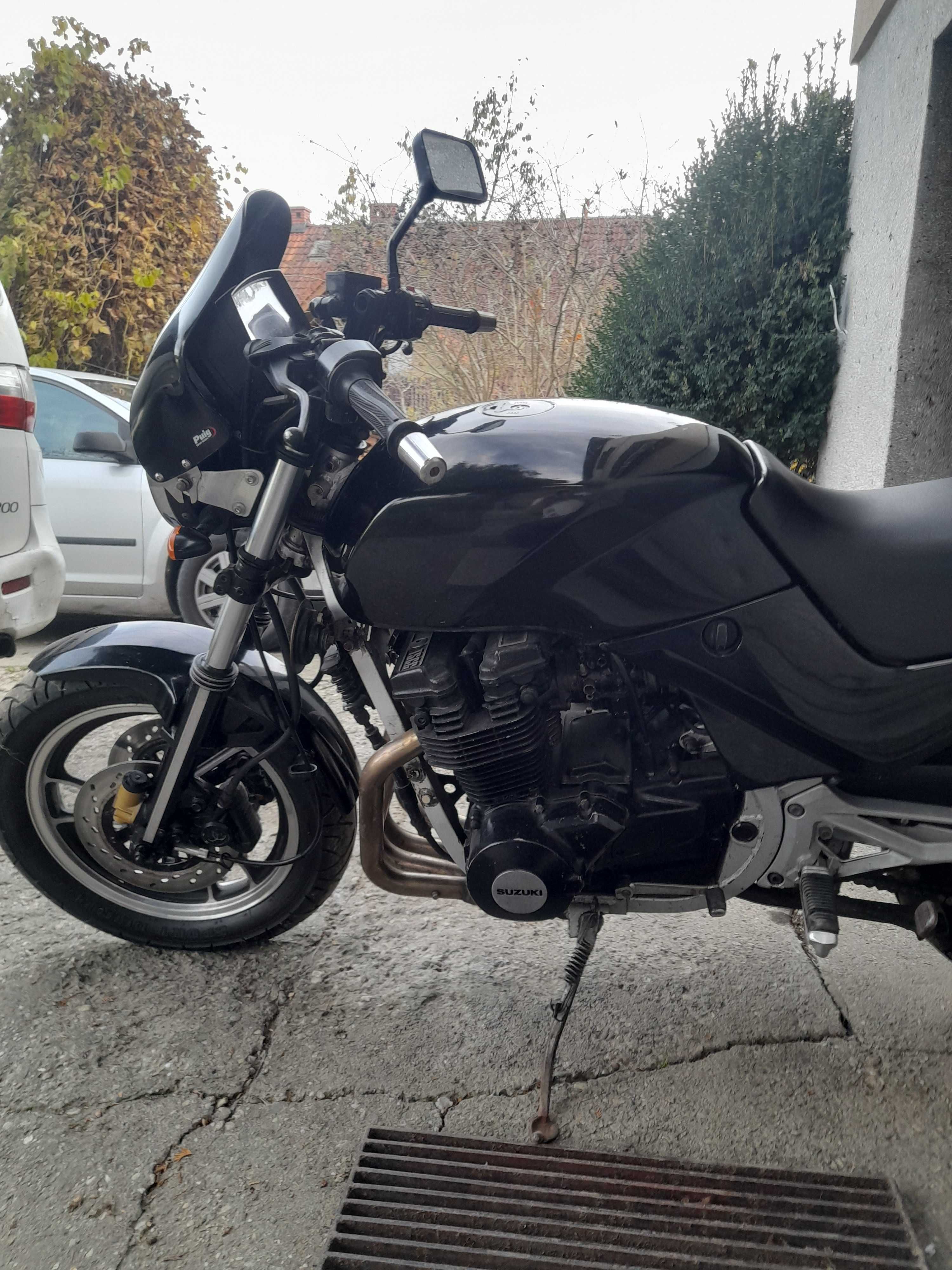 Suzuki gsx 550 es