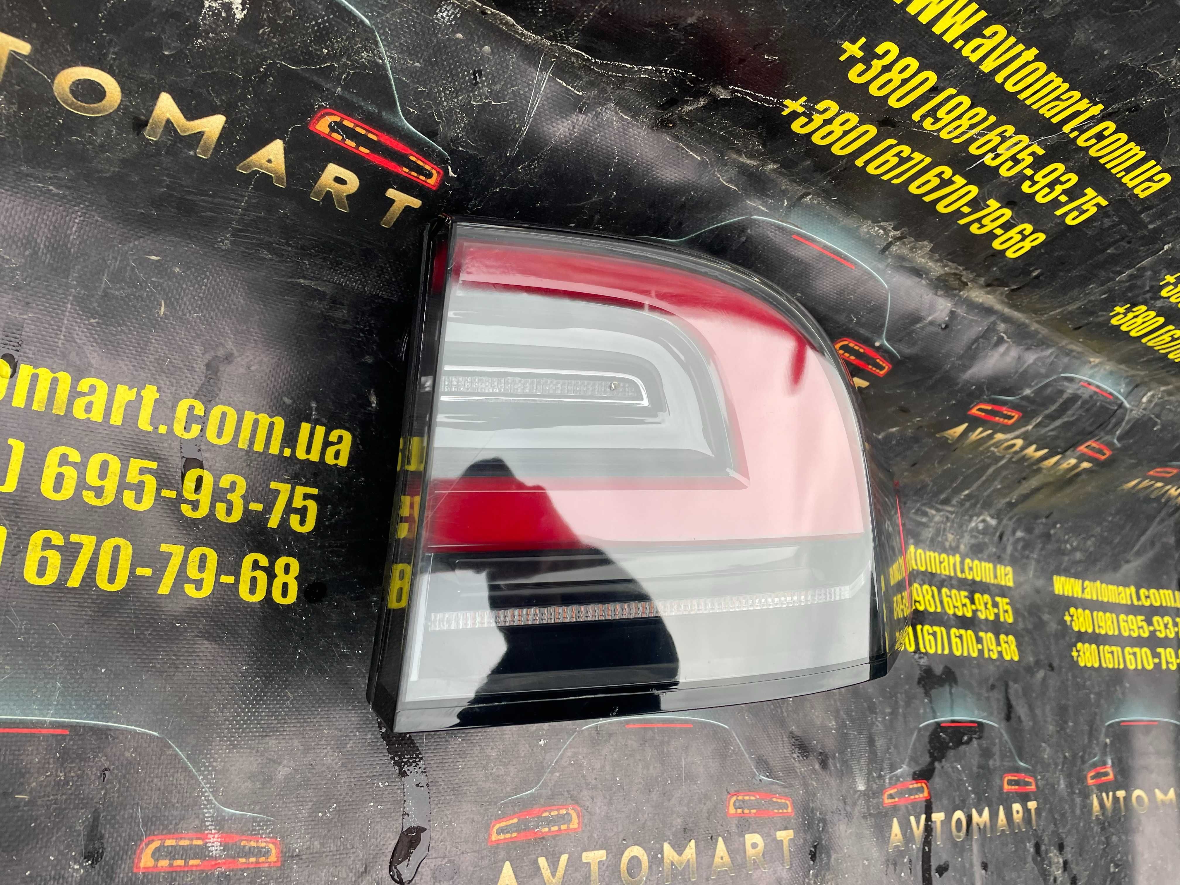 Ліхтар задній правий Tesla X Європа фонарь задний Tesla X 1034335-00-A