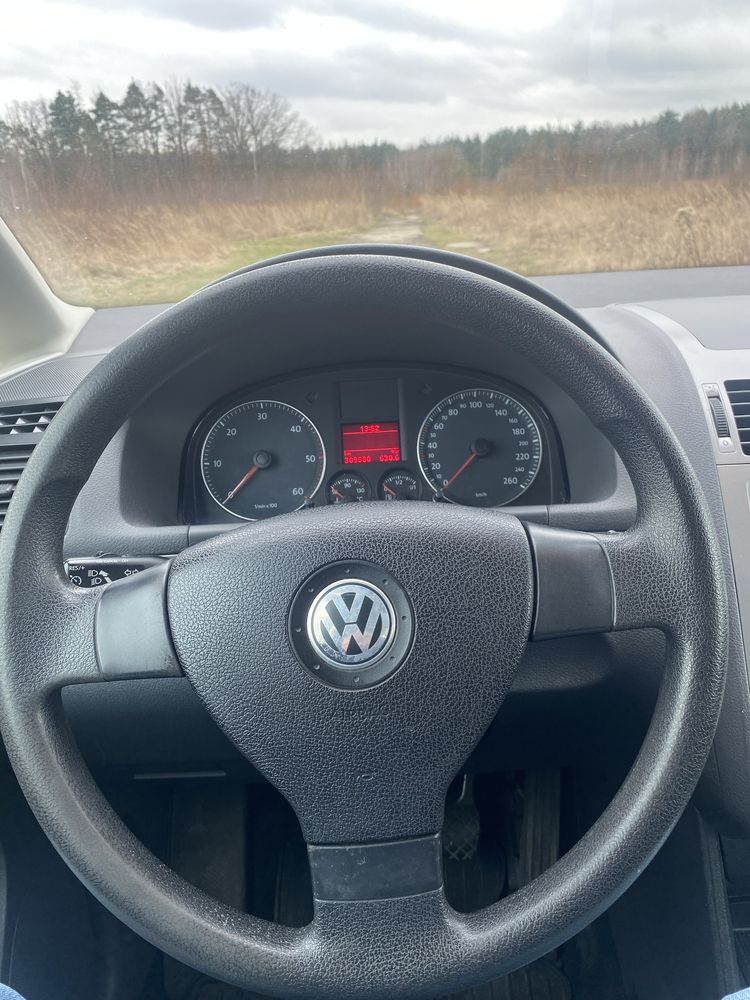 VW Touran 1.9 tdi 105km