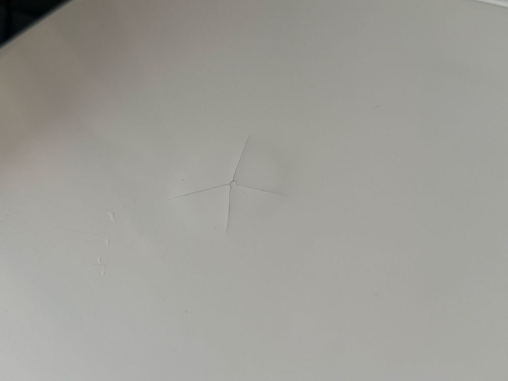 Stół owalny z możliwością rozłożenia