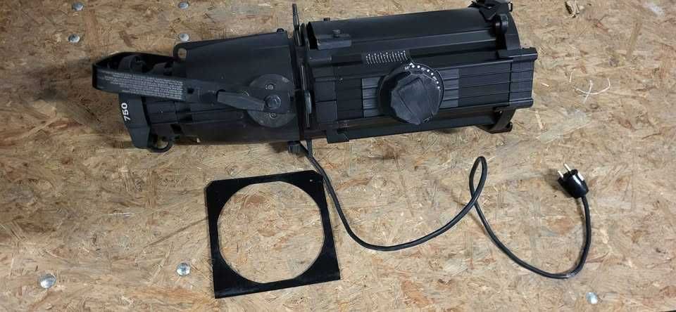 Profil ETC S4 Zoom 25-50 i ETC S4 Zoom 15-30