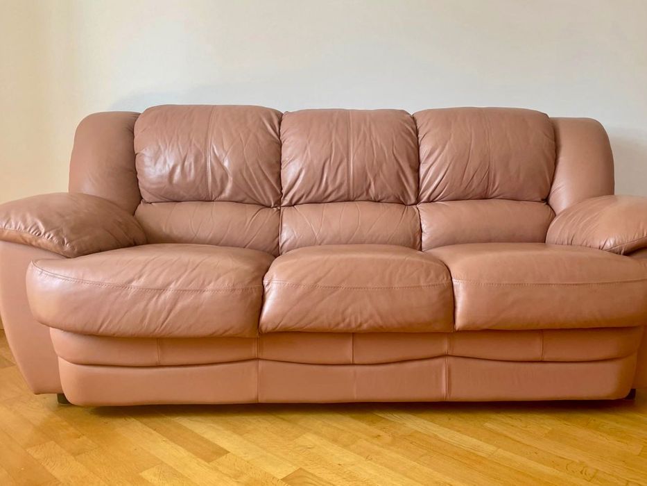 Шкіряний диван (розкладний) + крісло