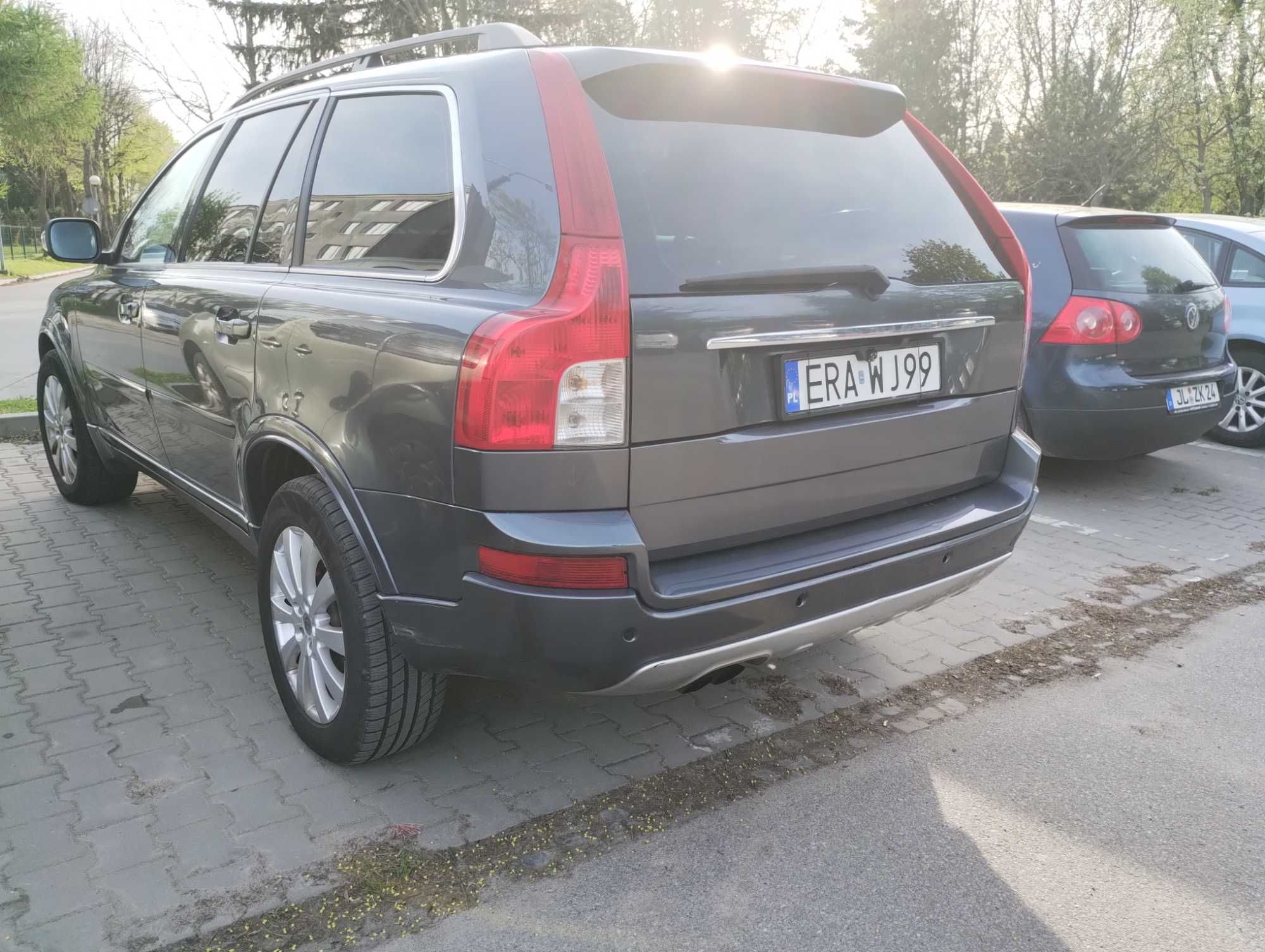 Sprzedam Volvo XC 90 2,4 D5 185 KM AWD  2007r kolor grafit metalik