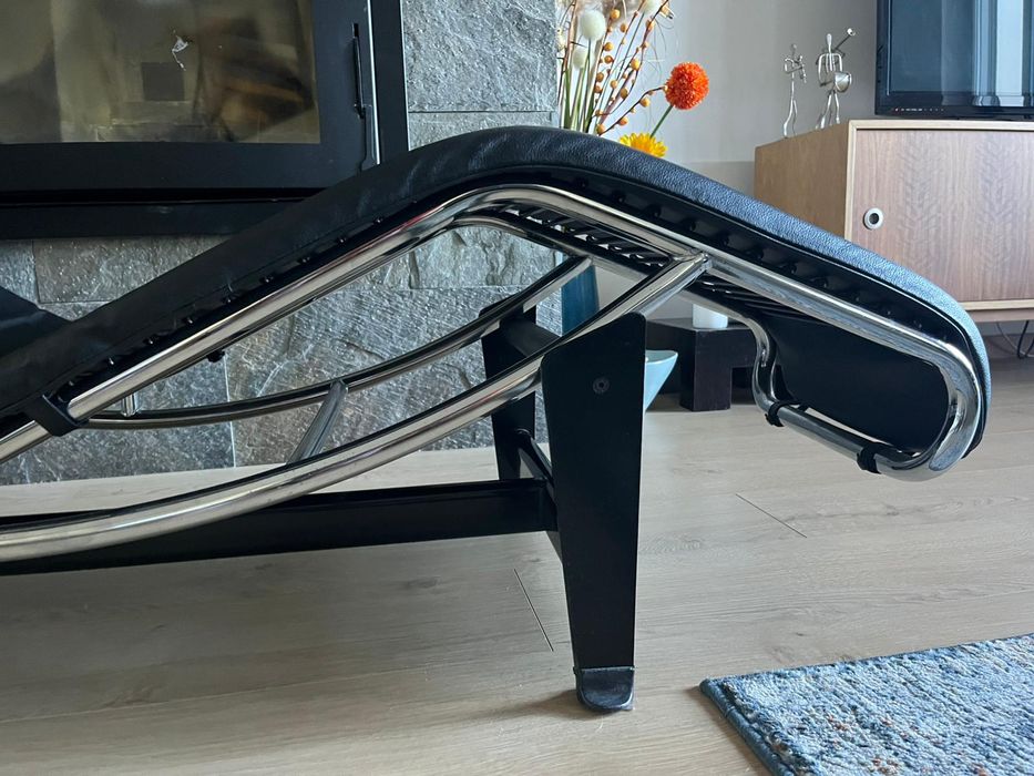 Chaise Loungue LC4 Le Corbusier