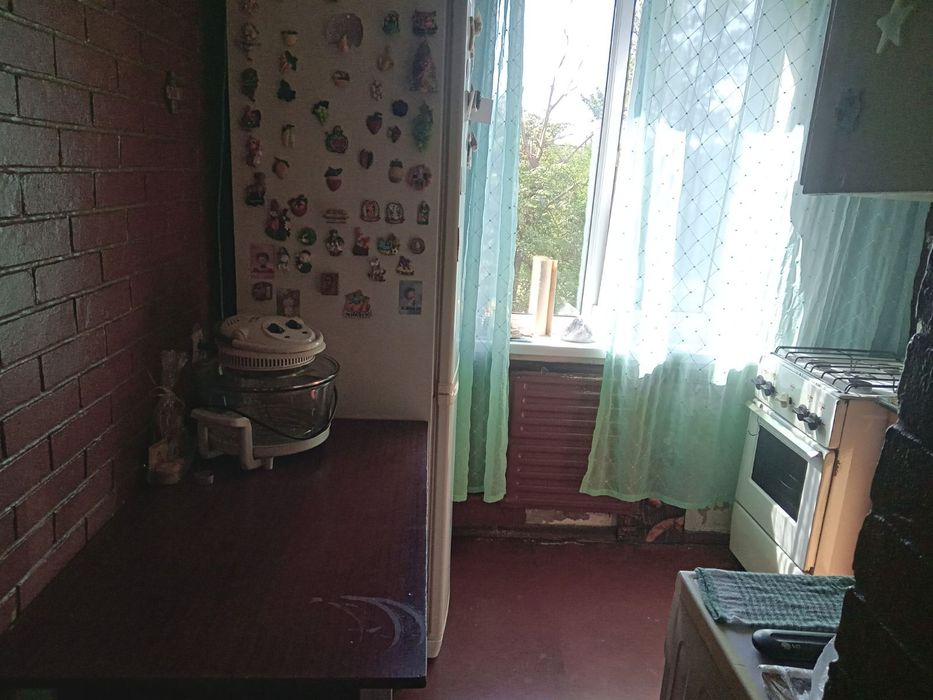 Райдужний. Шухевича . Кімната для дiвчини.