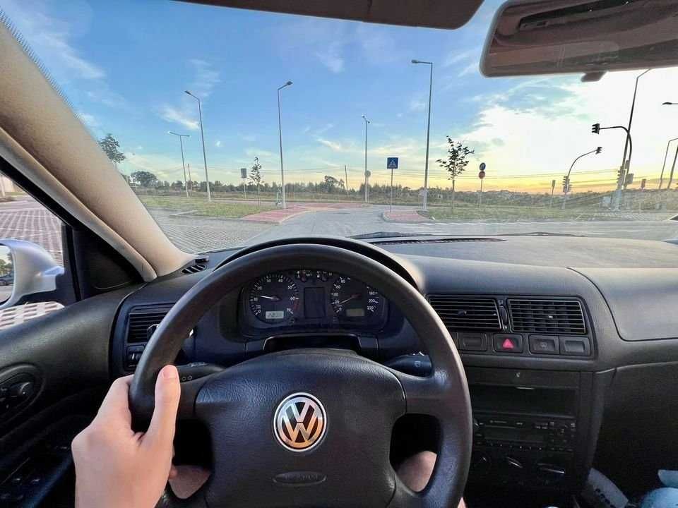 2000 Volkswagen golf