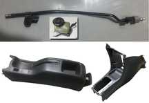 Peças de sobra de um restauro de um Toyota Corolla XLI 16V E10