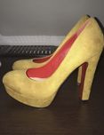 Buty miodowe, musztardowe zamszowe słupek roz. 38