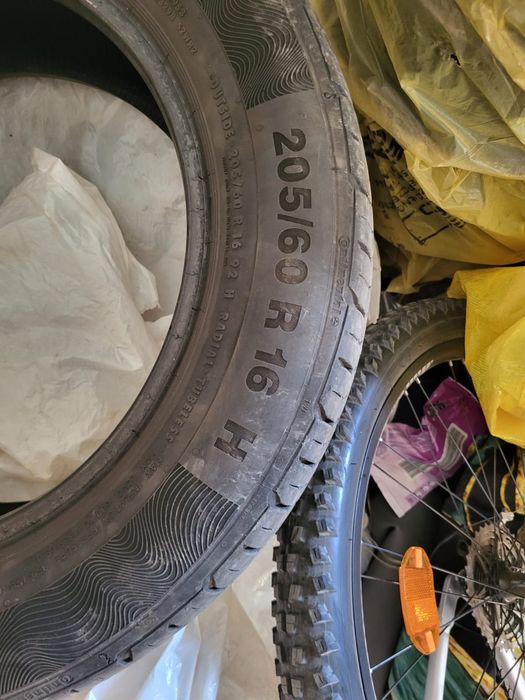 Opony 16 Continental 2021.