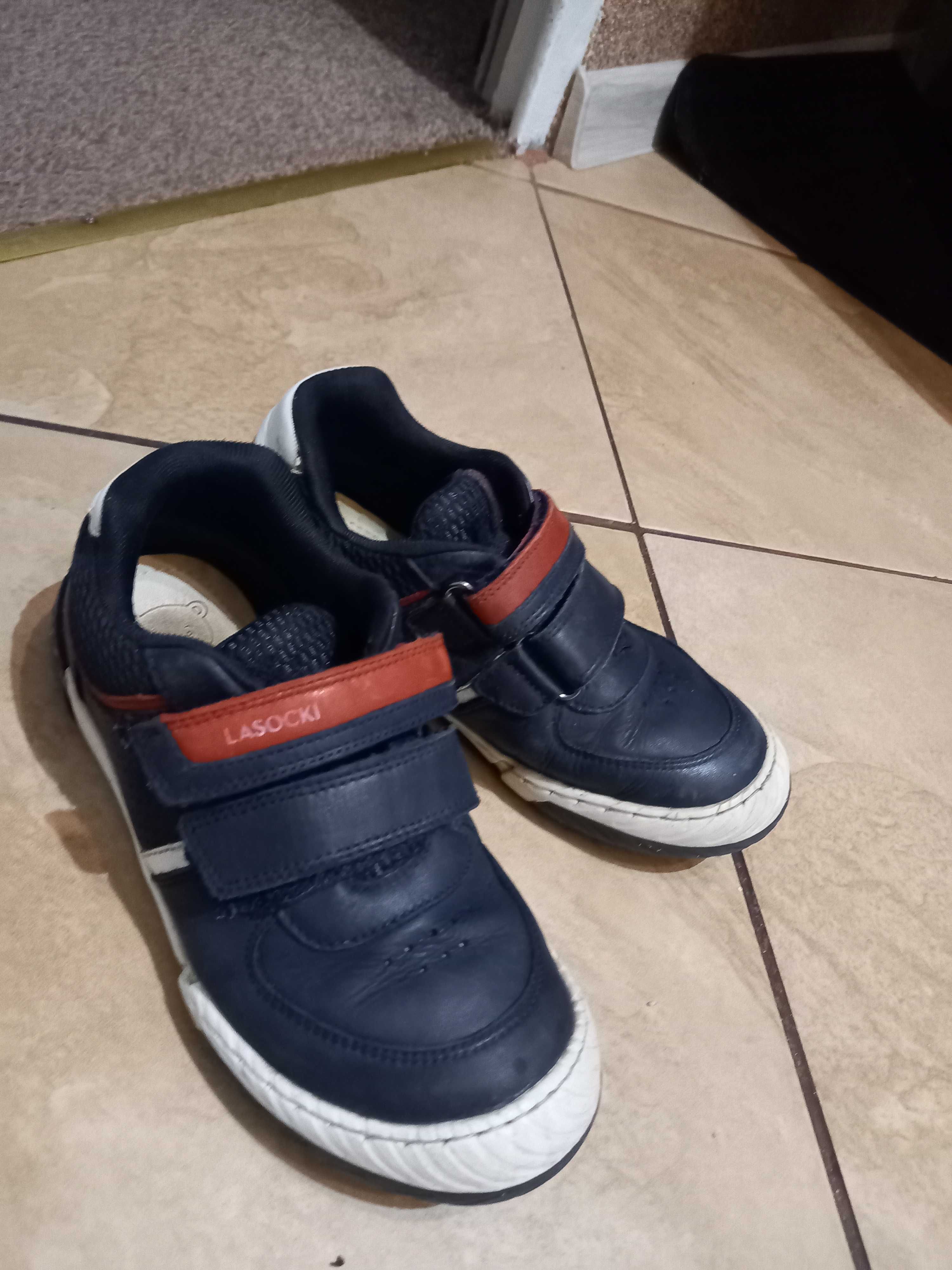 Buty półbuty skórzane Lasocki r 30