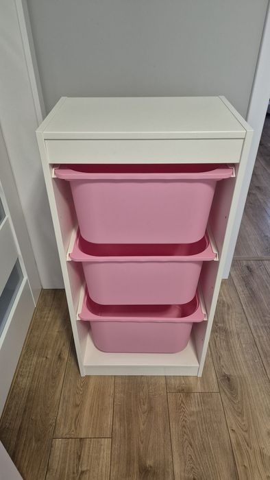 Regał z Ikei trofast