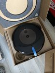 Робот-пилосос з вологим прибиранням iRobot Roomba Combo j9+