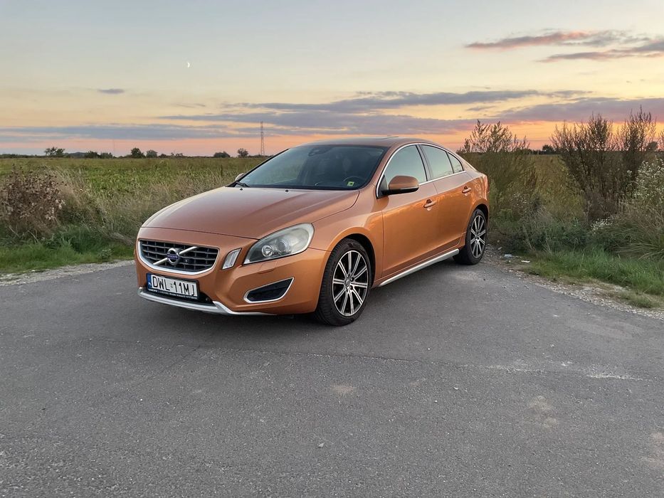 Volvo S60 2010 II 2.0 D3 163 KM R-design skóra