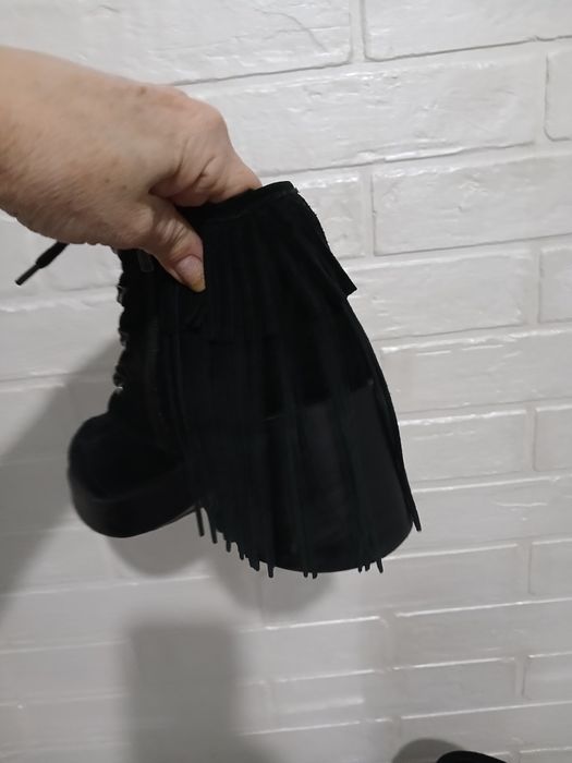 Ботинки зимові жіночі, замшеві, 37 розмір, б/у.