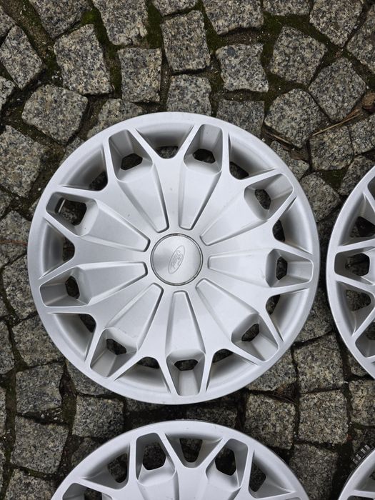 Oryginalny komplet kołpaki ford 16 ładne