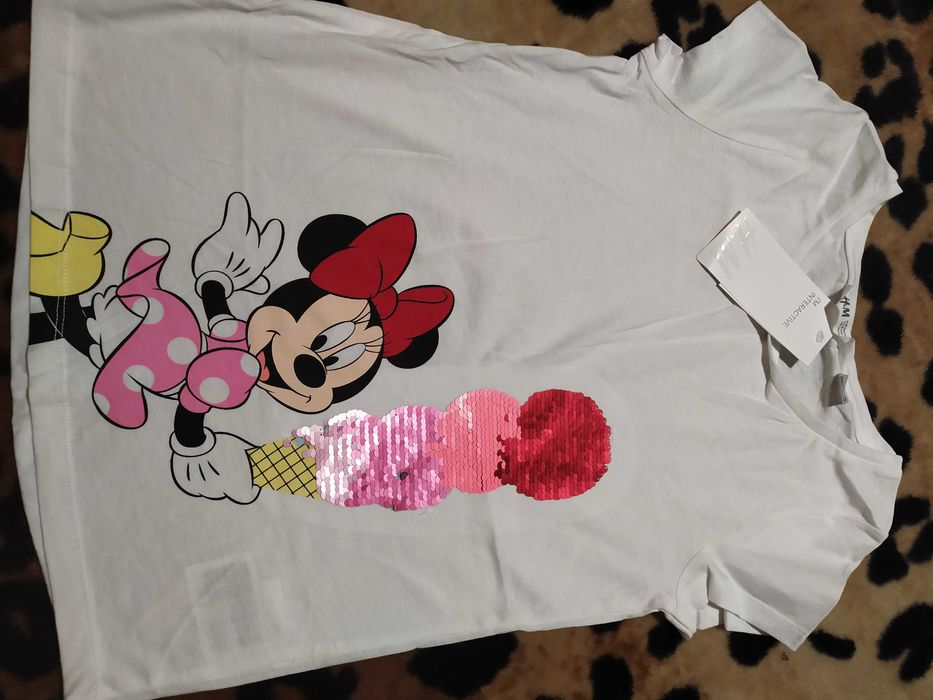 Футболка H&M на 8 - 10 лет .