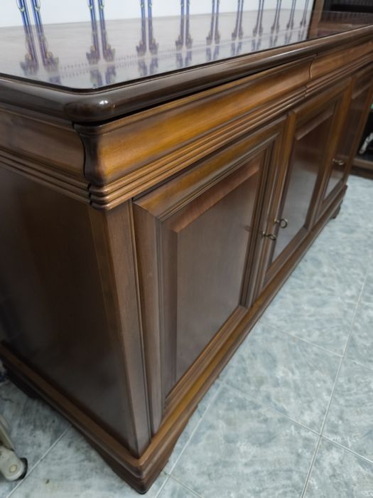 Móvel de cerejeira baixa de preço