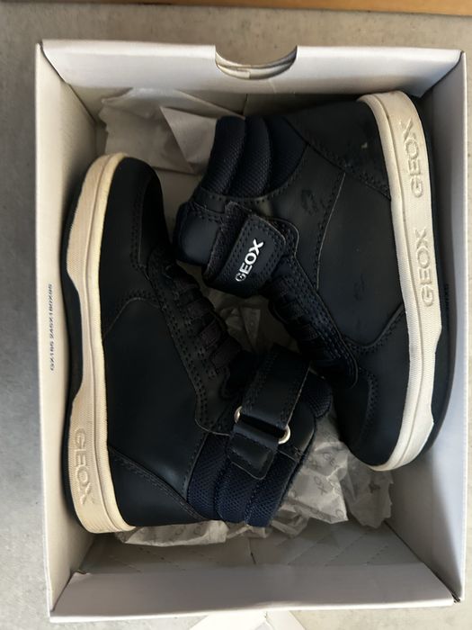 Buty chłopięce 28 rozmiar Geox