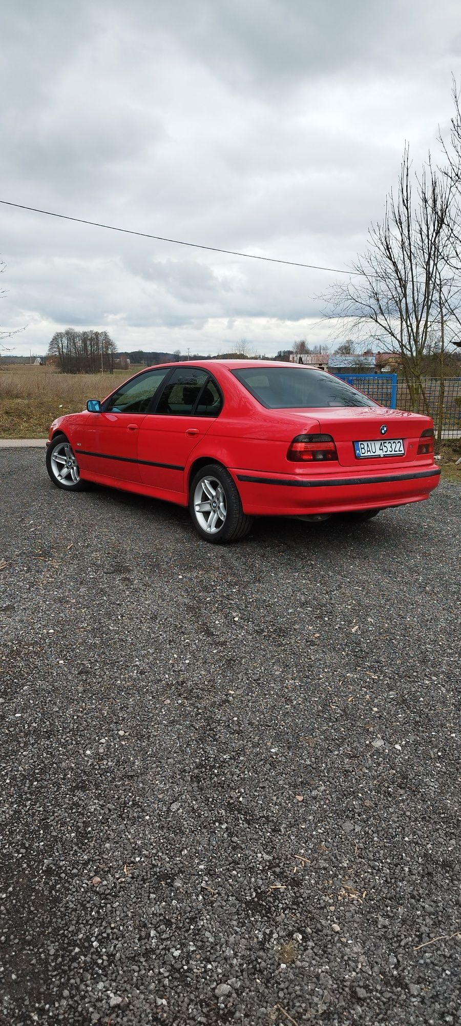 BMW e39 523i hellrot