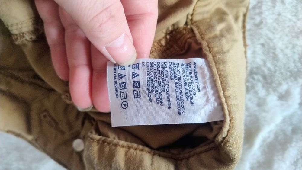 Materiałowe spodnie damskie szerokie nogawki . Rozmiar xl . Tommy Hilf