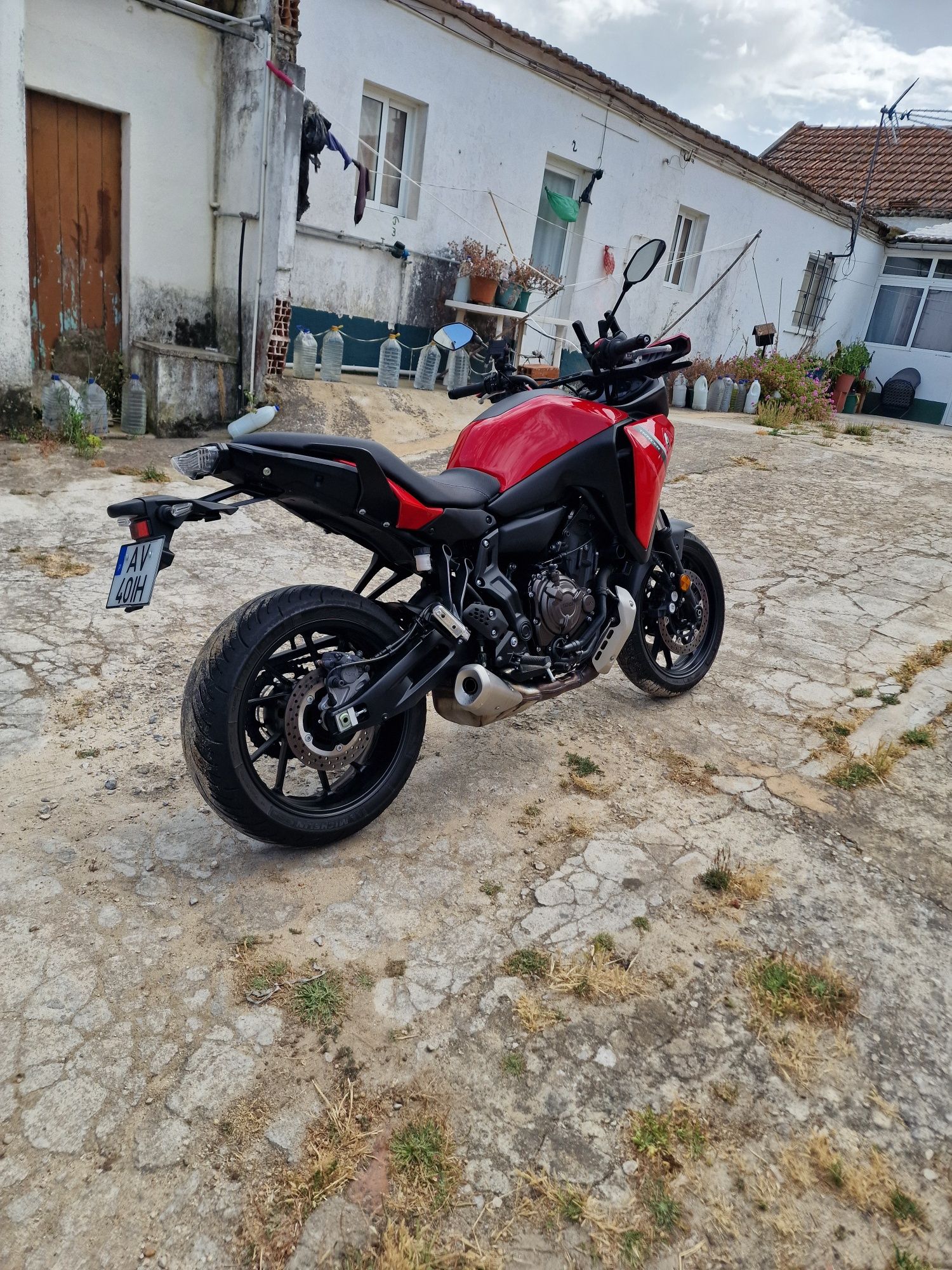 Tracer 700 35kw de livrete