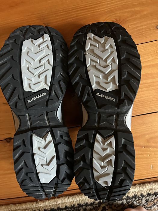 Жіночі кросівки Lova на gore- tex