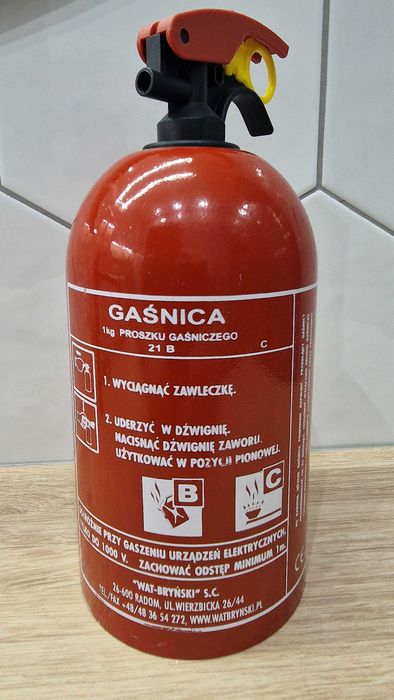 Gaśnica samochodowa 1 kg + wieszak NOWA