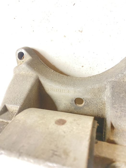 Подушка опора кронштейн акпп w211