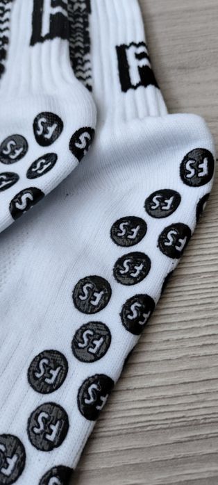 Шкарпетки футбольні чоловічі дитячі антиковзаючі носки дляспорту щитки