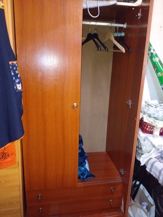 Armario, guarda roupa