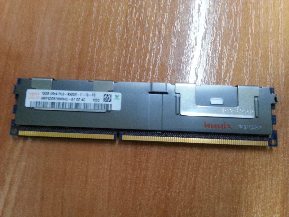 Оперативная память 4Rx4 PC3-8500R-7-10-F0 (16 Гб)