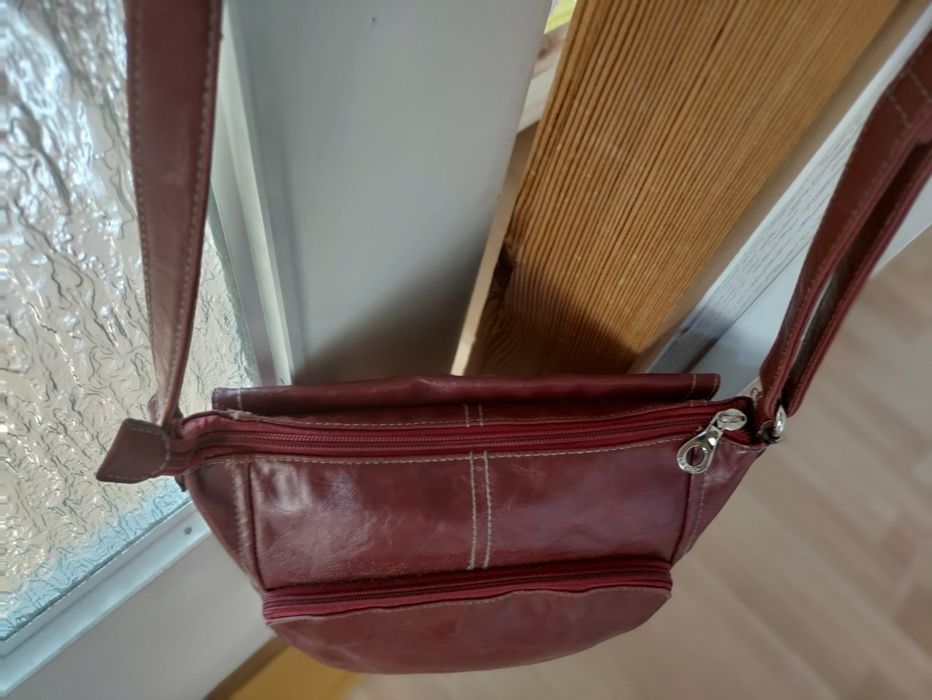 Efektowna torebka Relic est. 1992 kolor burgund