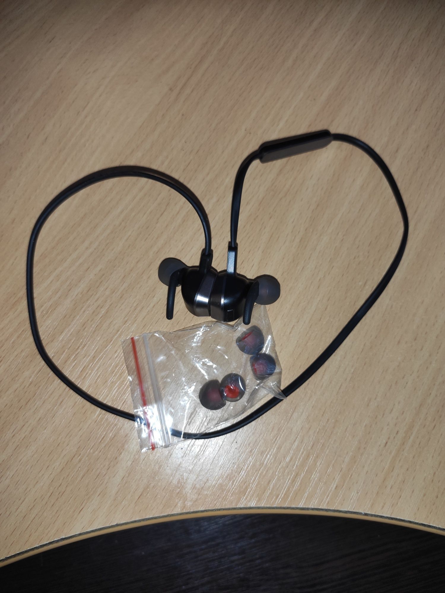 Навушники Remax Magnet Sports Bluetooth headset