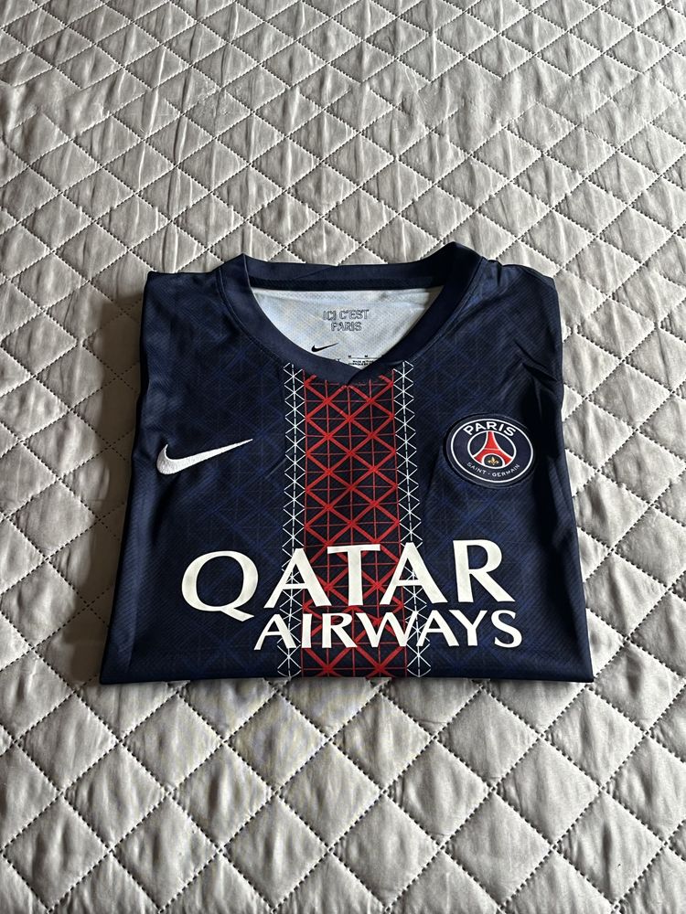 PSG 25/26 Home Kit - Vitinha #17