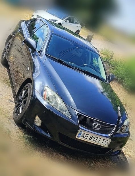 Lexus is 220d 2007