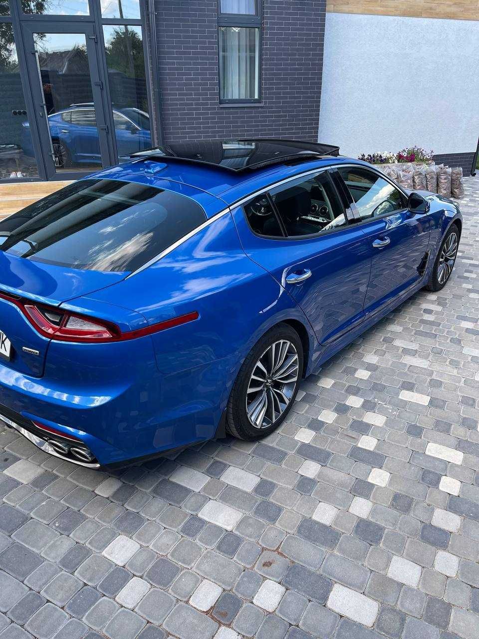 Kia Stinger (AWD)