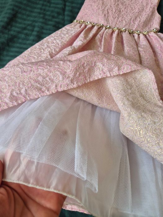 Ошатна сукня на 6 років