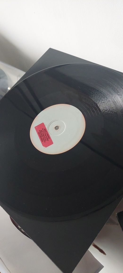 Bass Thieves – Check It Out / The Time Is Now / Jungle, Drum n Bass