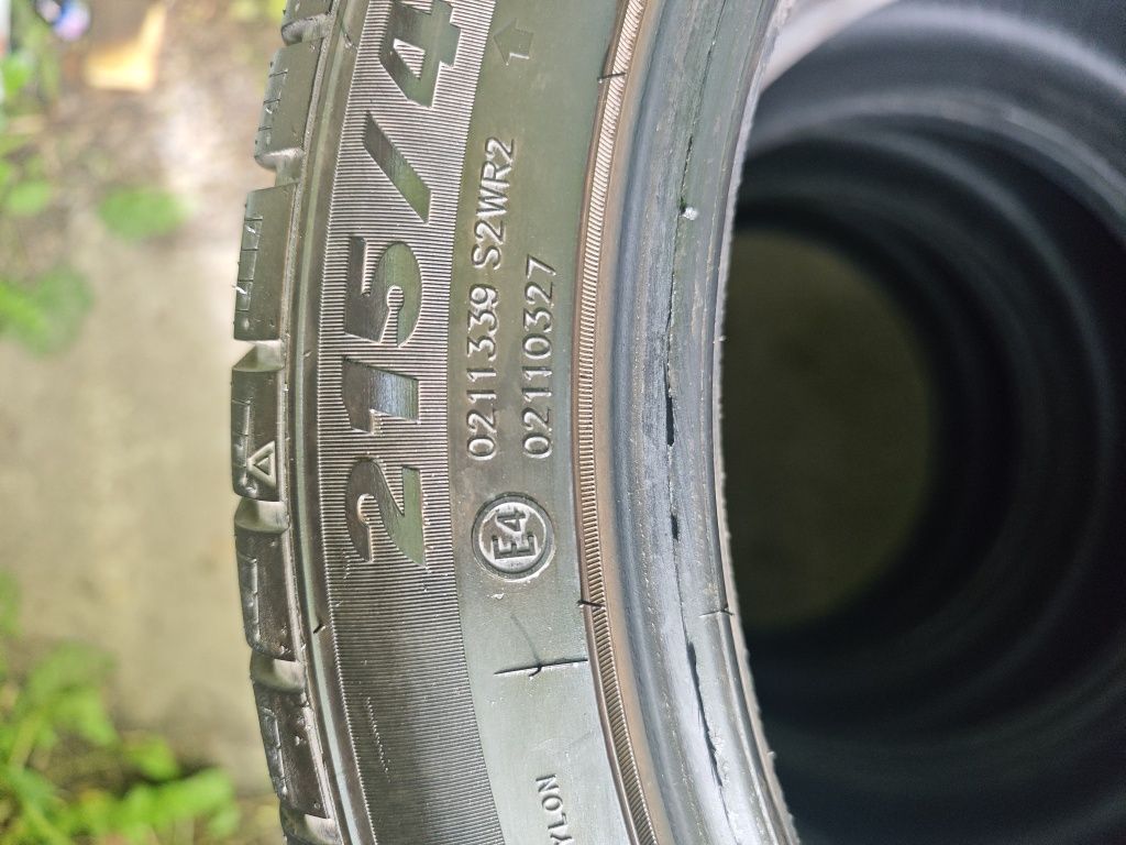 Шини 215/45 r 18
