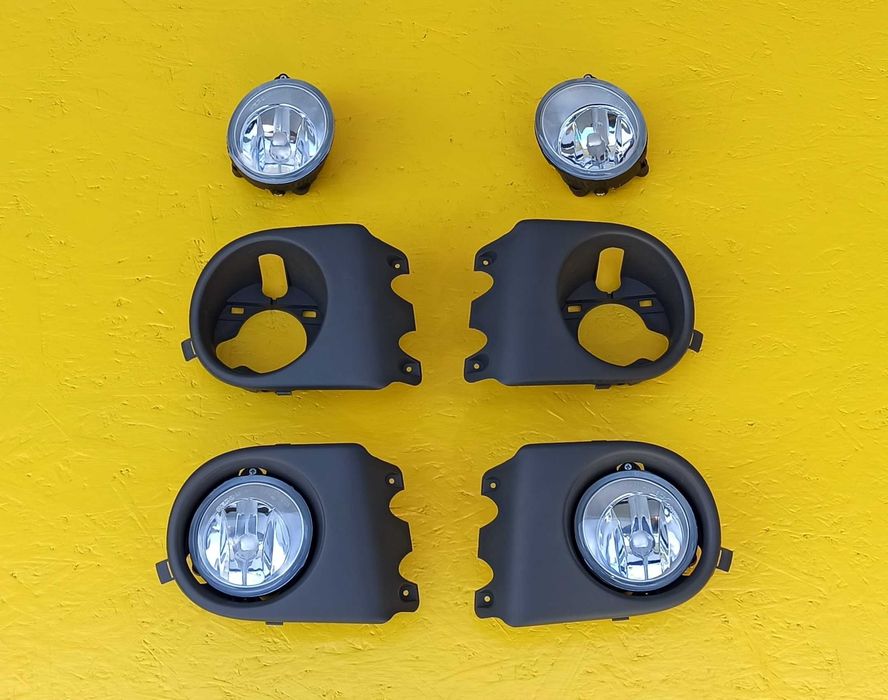 Фара протитуманна Кронштейн Рамка на Opel Vivaro Renault Trafic 01-06р